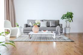 Minimalist Living: 10 Tips for Simplifying Your Home Decor