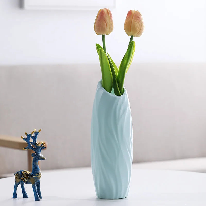 Modern Flower Vase - Martine's Bazaar